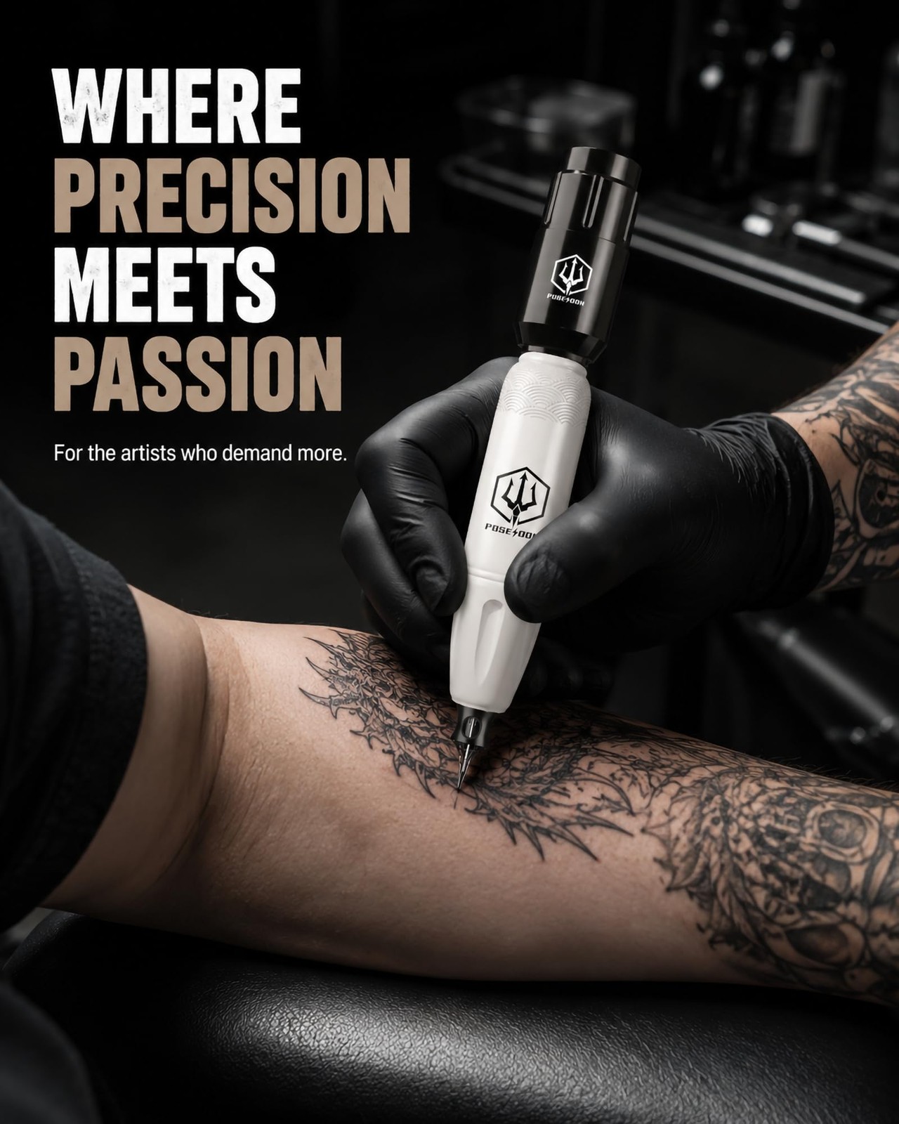 Wireless Rotary Tattoo Machine Kit with 20 TK119-1, black