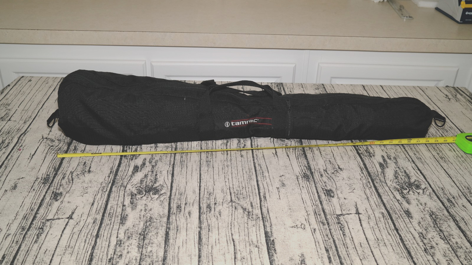 Tamrac Tripod or Lighting Stand Bag - 41" X 8" x 3" w/ Strap