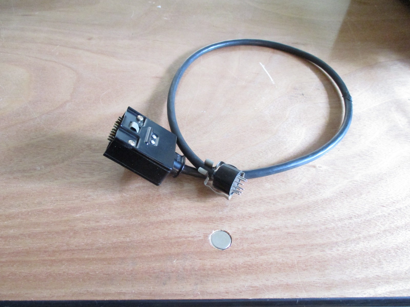 Kenwood R-820 to TS-820 Interconnecting Cable