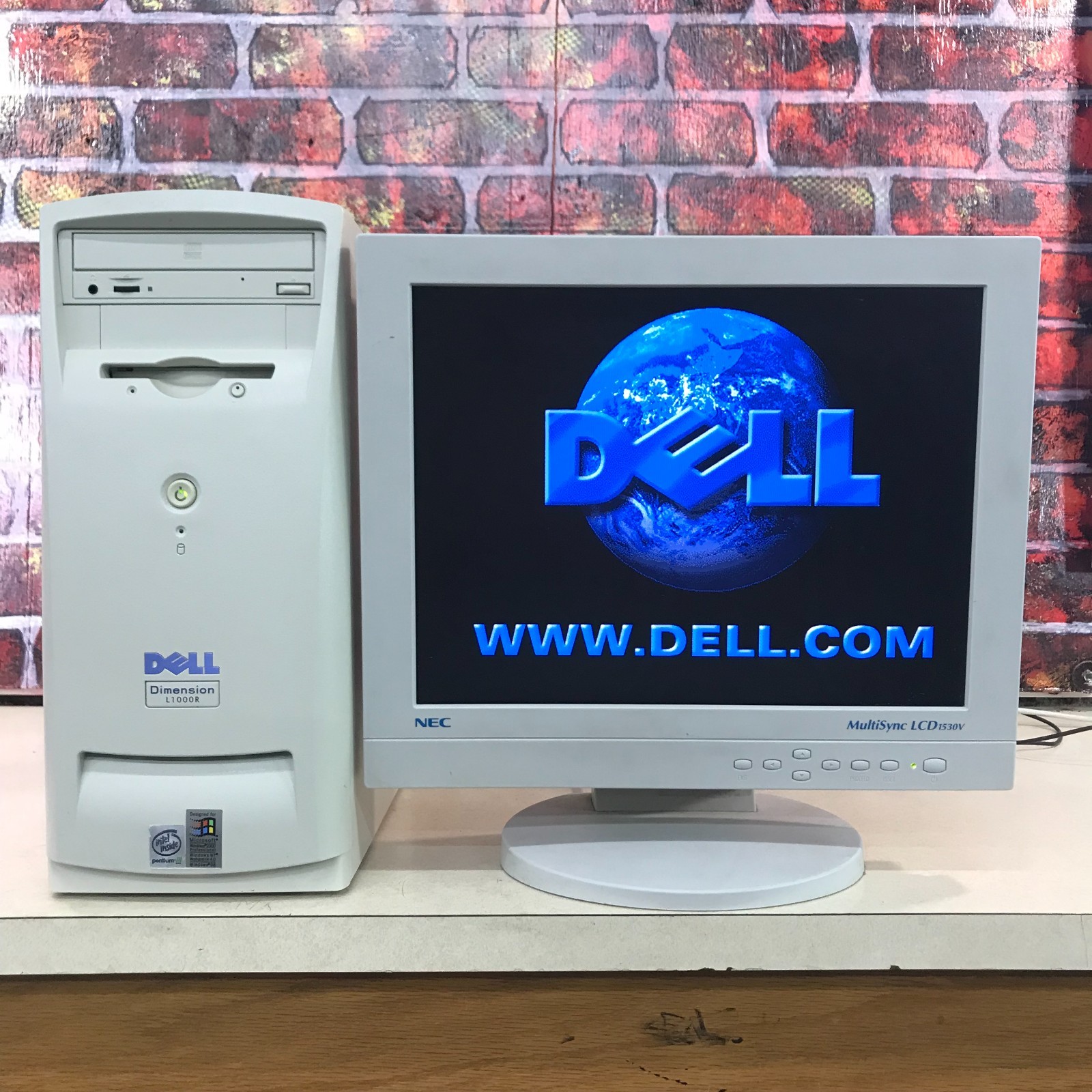 Dell Dimension L1000R Pentium III 1.00GHz 128MB RAM (No HDD) Retro Gaming PC