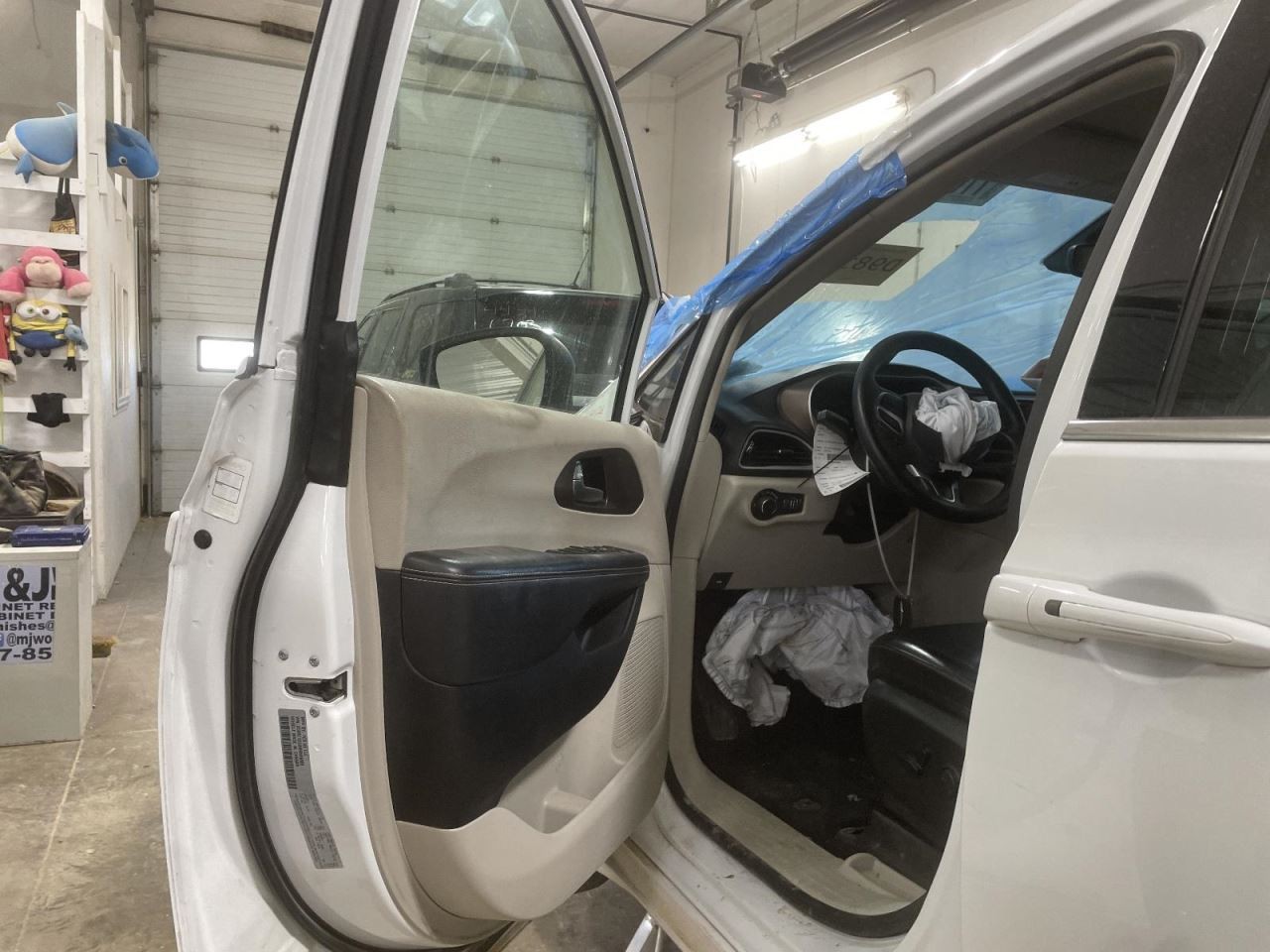 Fuse Box Engine Fits 20-22 VOYAGER 1072007
