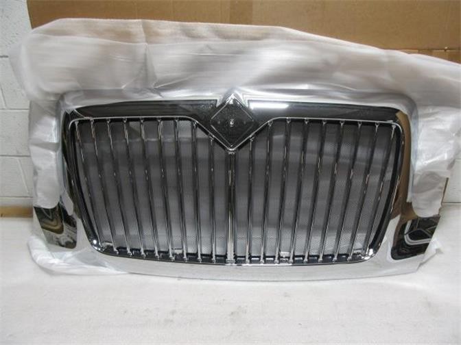 International Dura 4200/4300/4400  Premium Chrome Grille  Bug  Mtg Kit 2002 Up