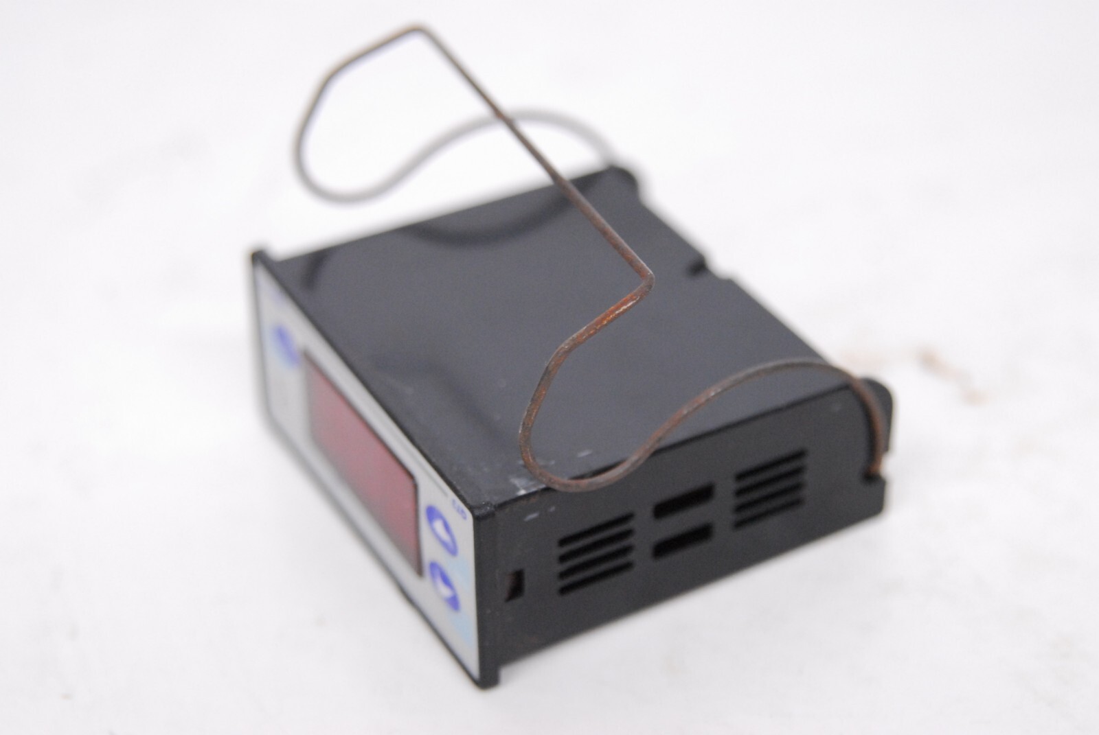 Quantem Every QT3-T33 J110 S401 Temperature Controller