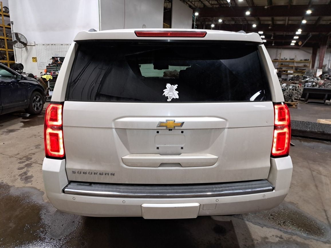 2015 Suburban 1500 Jack Sku#4379690
