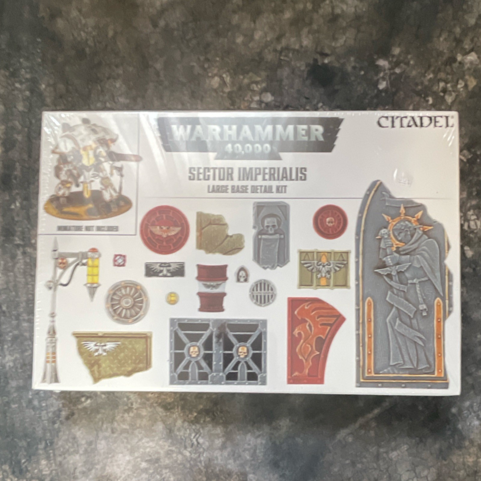 Games Workshop Warhammer 40K Sector Imperialis Large Base Detail Kit Unpainted
