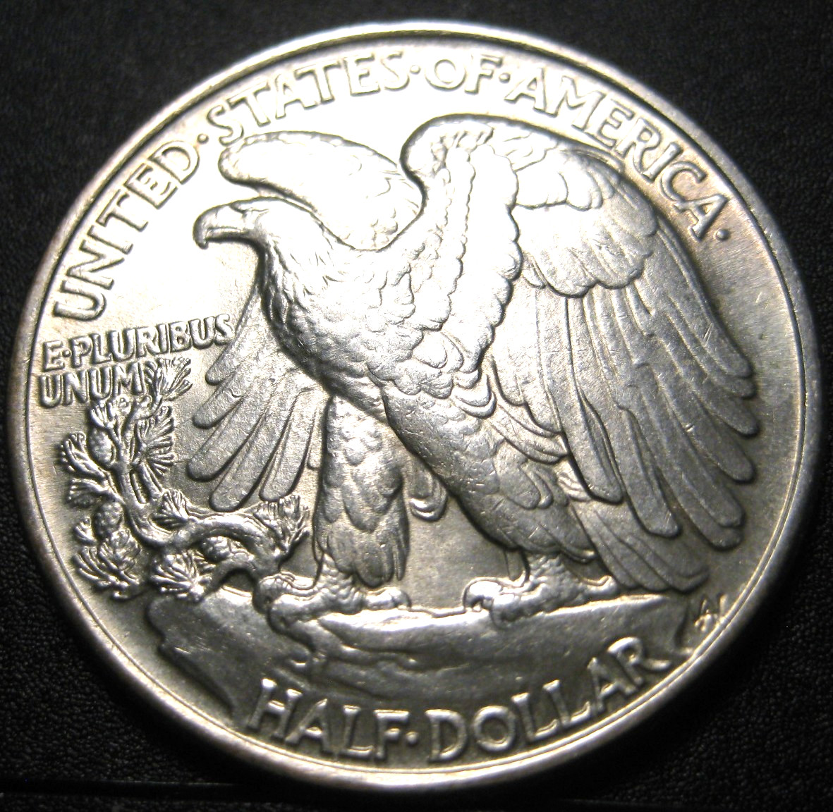 1944-P SILVER LIBERTY WALKING HALF DOLLAR - B.U. (L)