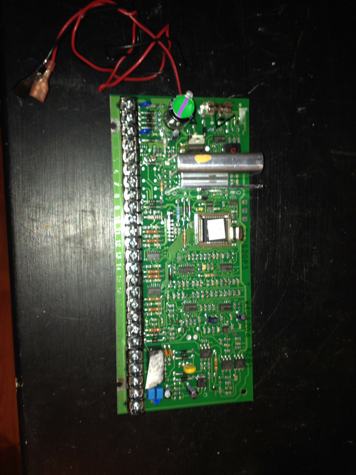 Honeywell Vista20p  Panel 8 zones on board with expandable with wireless