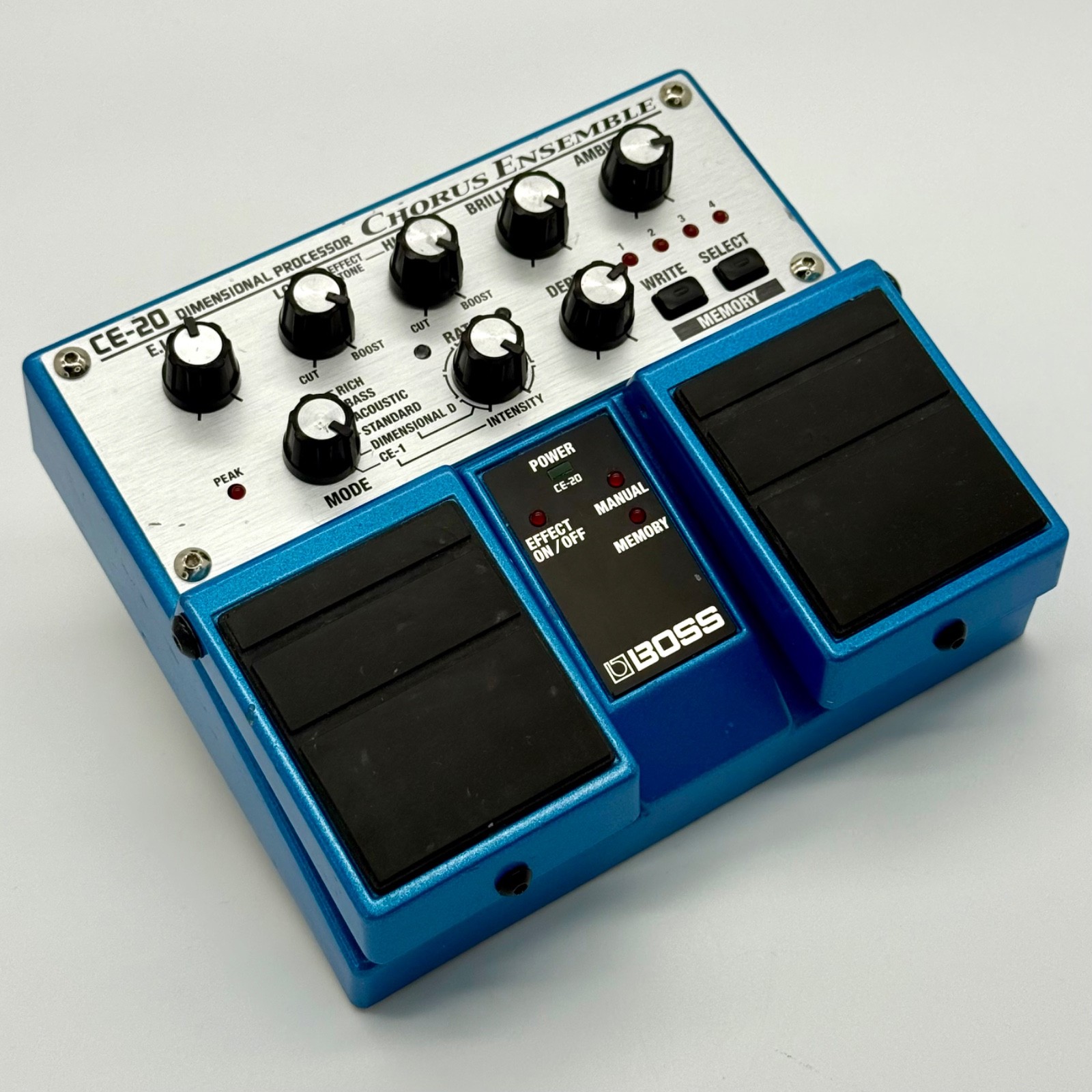 Boss CE-20 Chorus Ensemble Digital Chorus Pedal Guitar & Bass - Tested