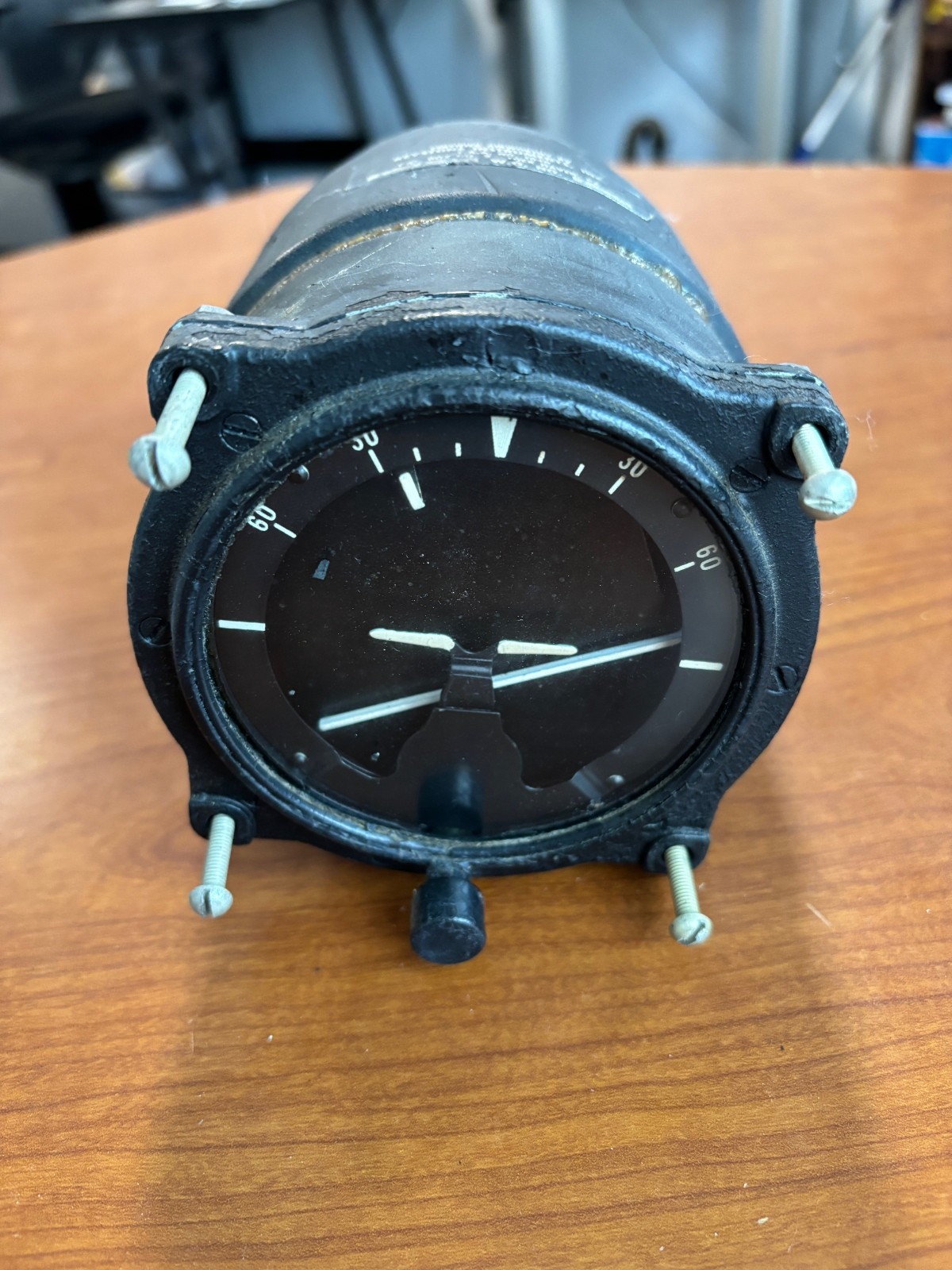 Piper Colt PA-22 aircraft parts Gyro Horizon Indicator AN 5736-1 656768