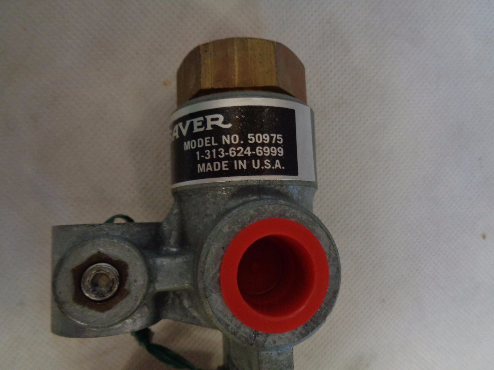 NEW AIR-SAVER MODEL 50975 VALVE
