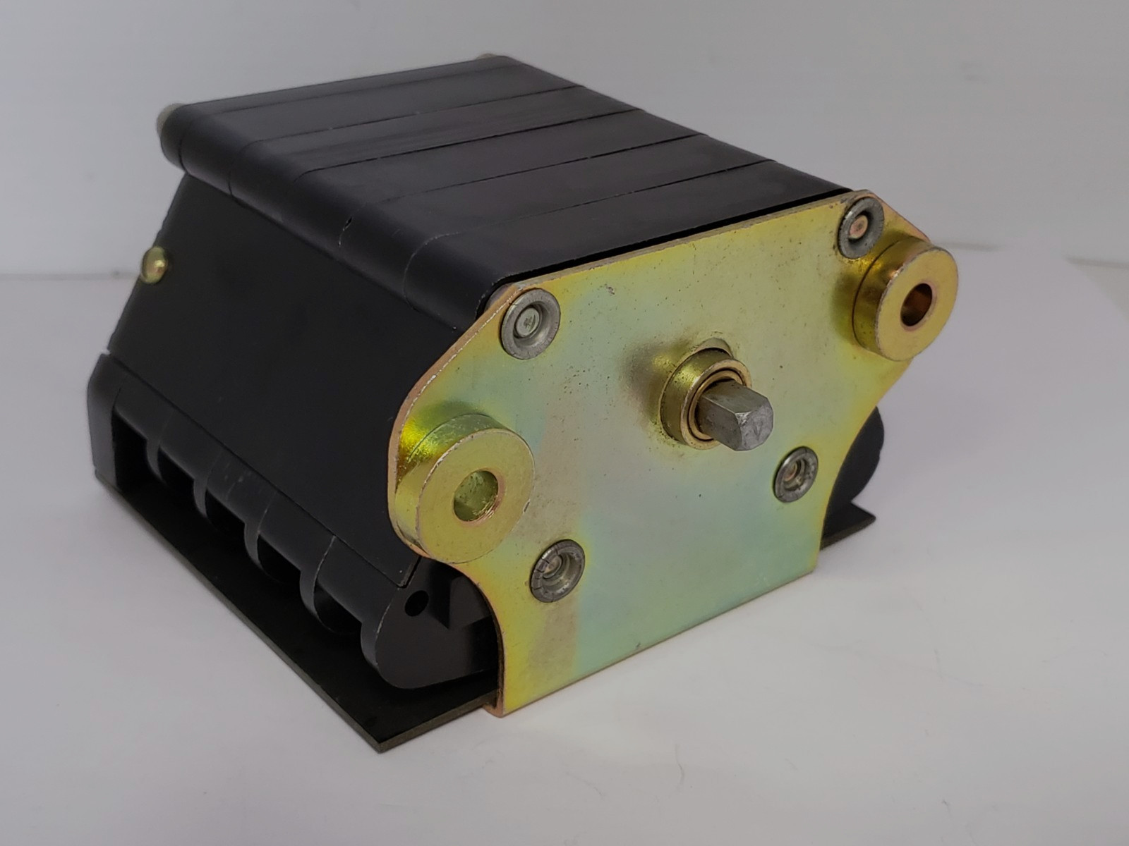 GENERAL ELECTRIC 6578110 G5 AUXILIARY SWITCH TYPE SB-12 NNB