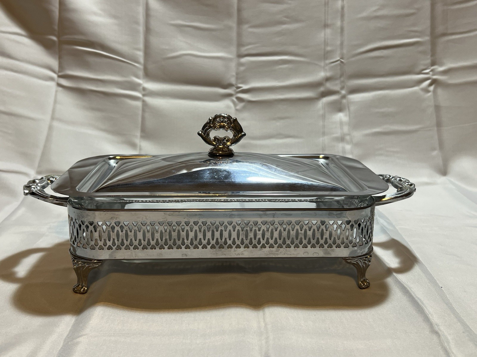 Anchor Hocking 1 qt Glass Bakeware With Serving Tray
