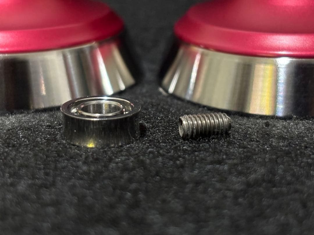 YoYoFactory Will (older model) Red Titanium Accelerator - Excellent Condition -