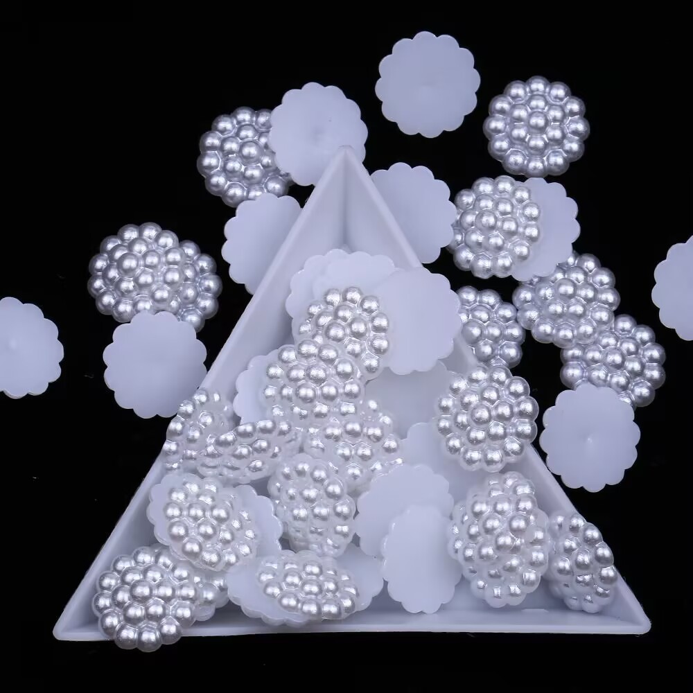 200 Pure White Acrylic Pearl Flatback Dotted Flower Bead Cabochon 13mm Bow Cente
