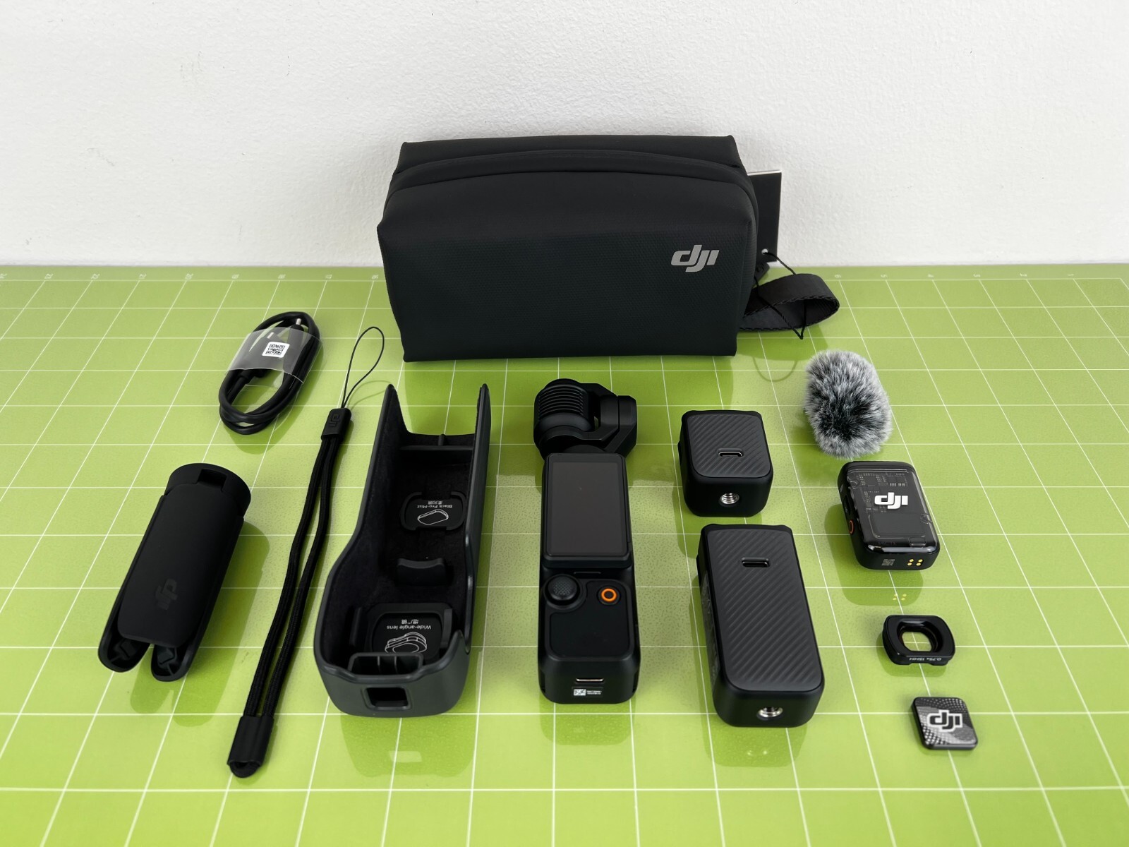 DJI Osmo Pocket 3 Creator Combo 3-Axis Stabilized 4K Camera - Unactivated