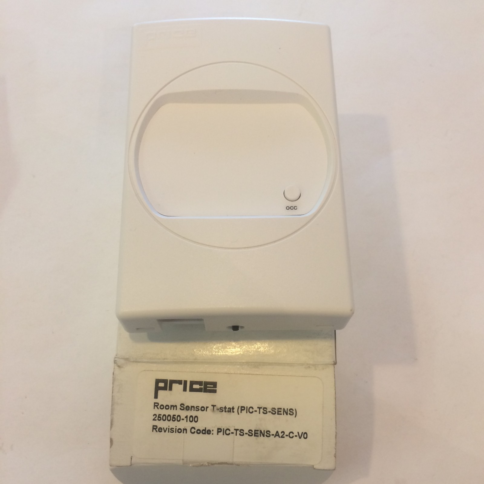 Brand New PRICE Electronics Interface Thermostat 250052-100 PIC-TS-SENS-A2-C-VO