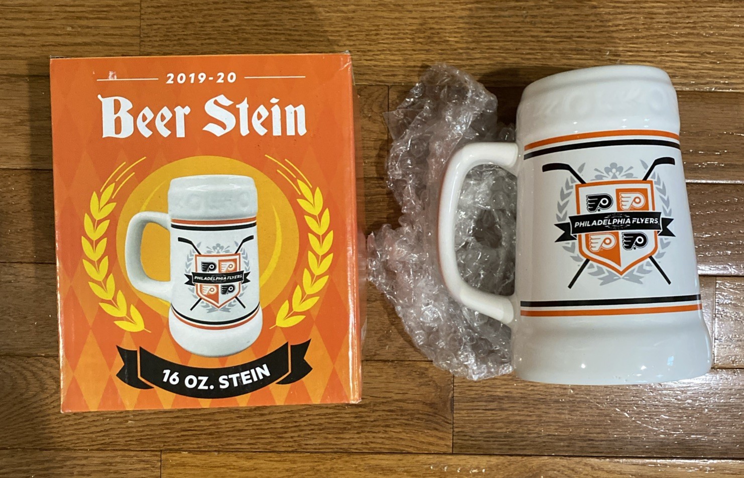 Philadelphia Flyers 2019-2020 Beer Stein Game Giveaway Edition Brand New, CIB