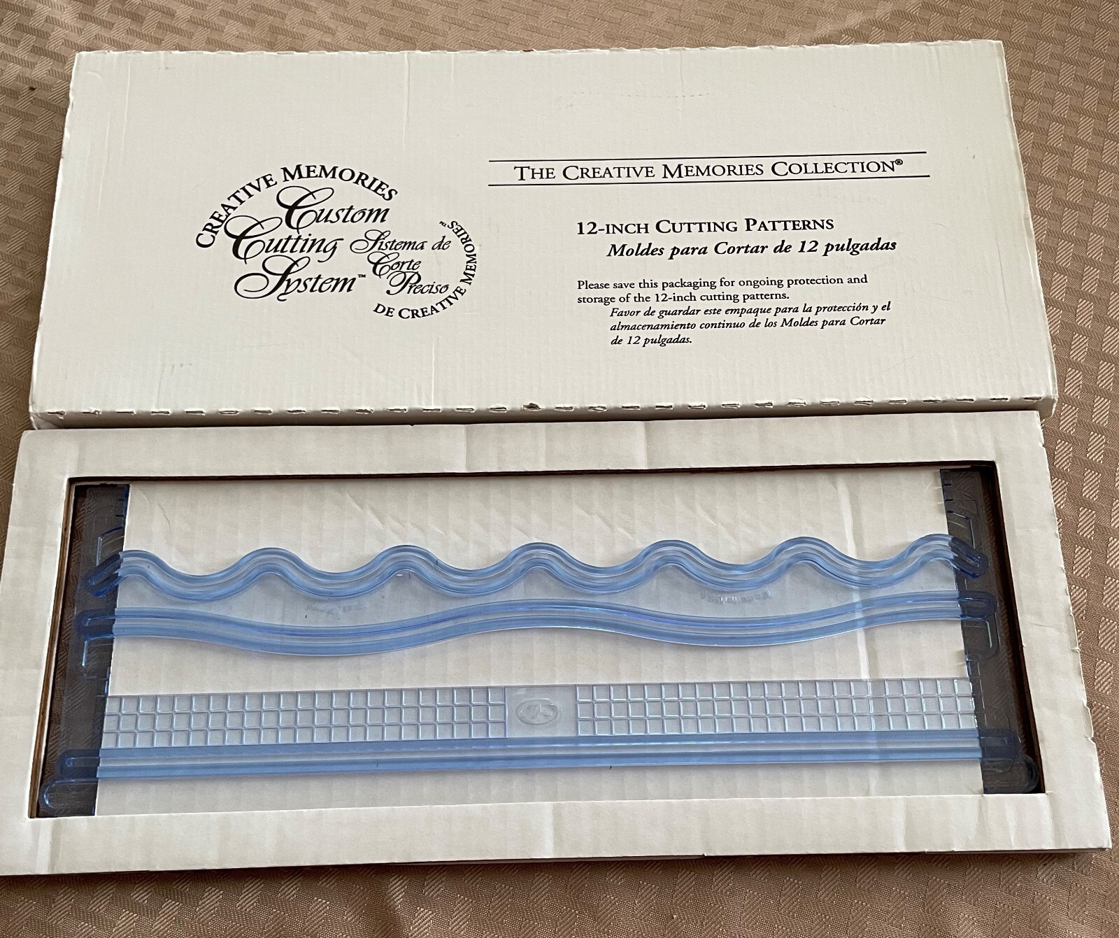 CREATIVE MEMORIES CUSTOM CUTTING PATTERNS 12" STRAIGHT WAVY SWELL ORIGINAL BOX