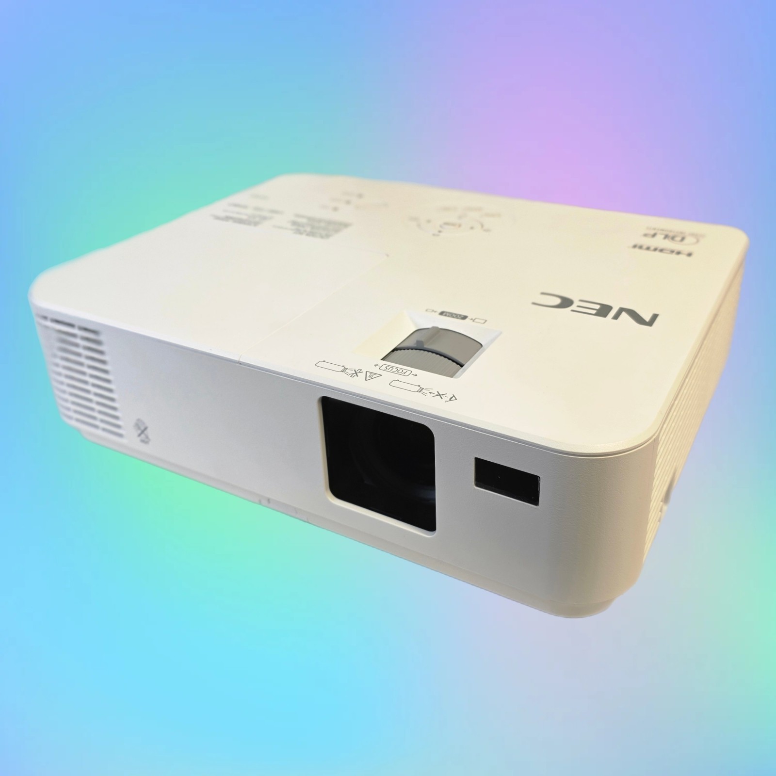 NEC NP-VE303 Projector 3000 ANSI Lumens, 1080p W/ Ac Cord & Carrying Bag