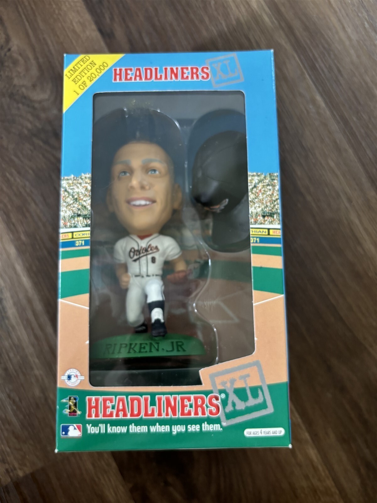 Headliners XL MLB Baltimore Orioles Cal Ripken Jr. Bobblehead (F4)
