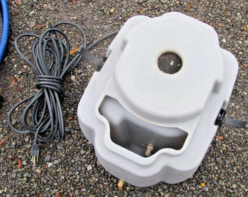 Thoro- Matic Carpet Extractor with Wand and Hose