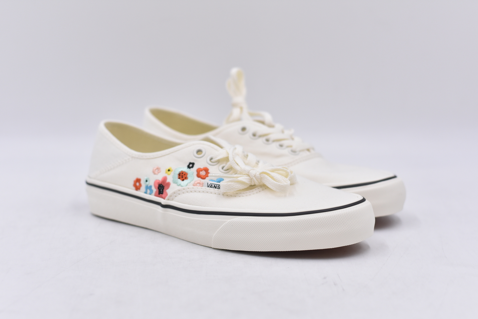 Women's Vans Authetic Vr3 Lace Up Sneakers, Groovy Floral Marshmallow, 10.5