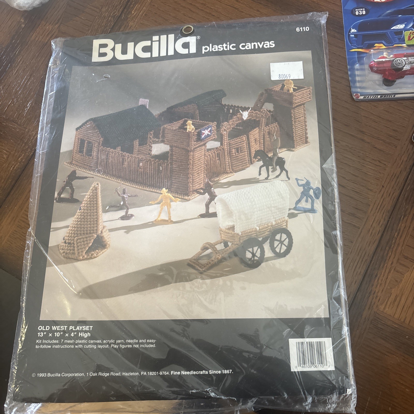 Vintage 1993 Bucilla Plastic Canvas Old West Cowboys & Indians Playset New Rare