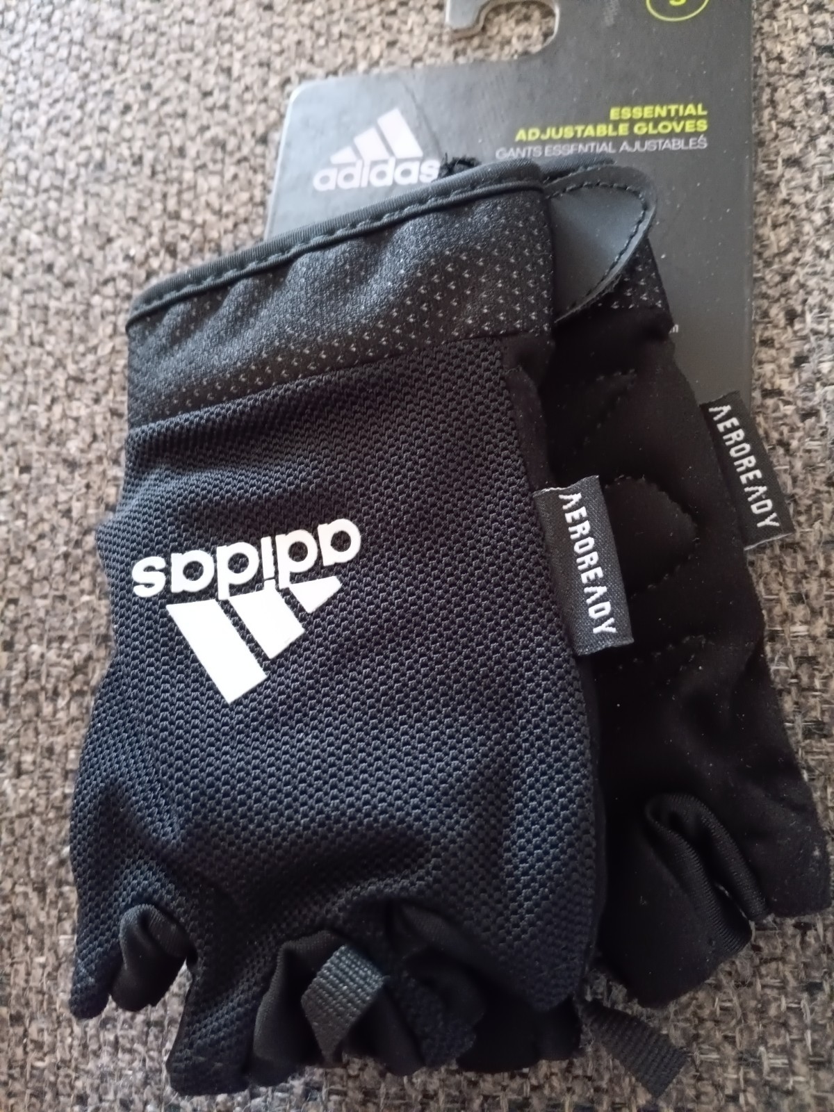 BRAND NEW ADIDAS SIZE SMALL ESSENTIAL ADJUSTABLE WORKOUT GLOVES,BLACK/WHITE,LOOK