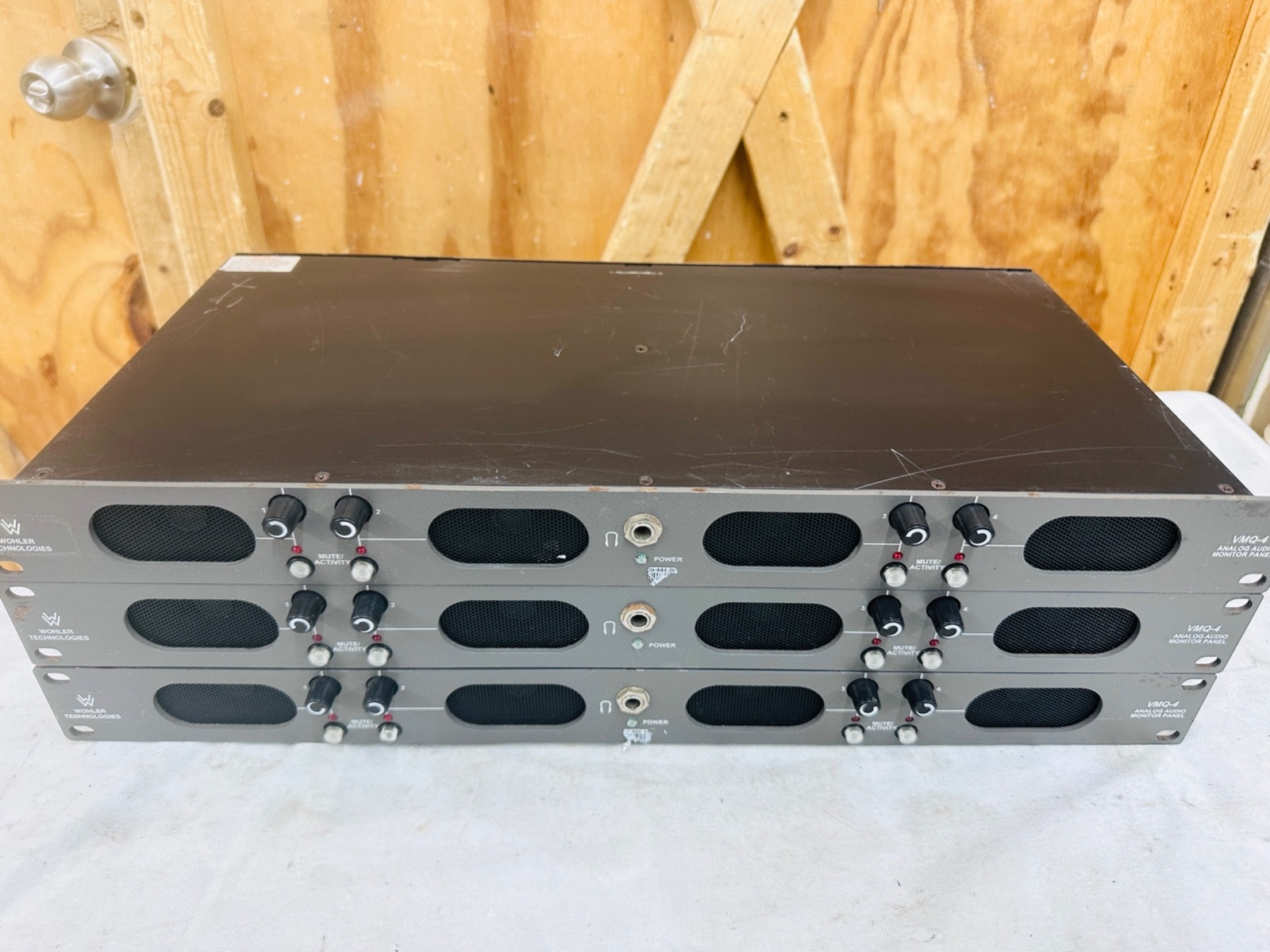 Wohler Technologies VMQ-4 Analog Audio Monitor Panel - Tested & Working - ONE