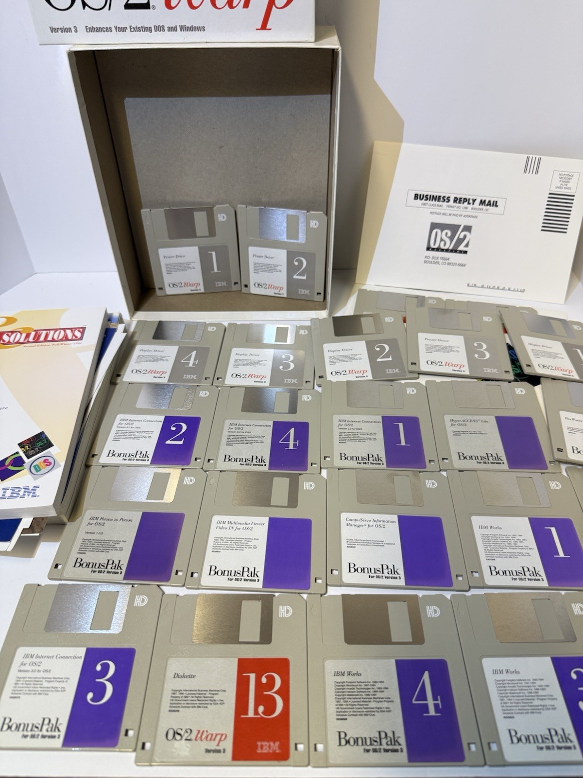 IBM OS/2 WARP Version 3 Plus BonusPak With Floppy Discs Red Spine