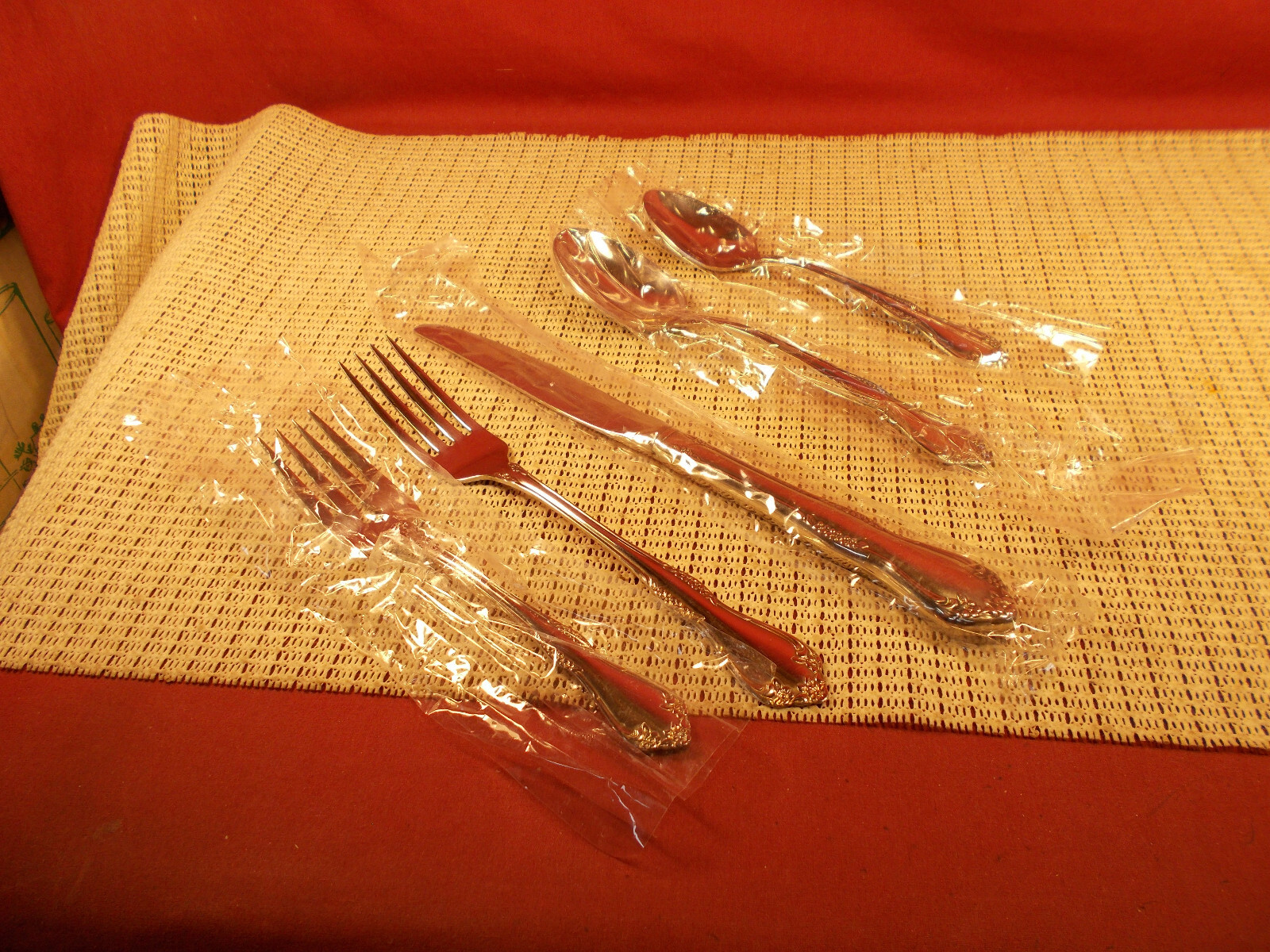 Oneida Stainless Flatware Mansfield Pattern 5 Piece Place Setting