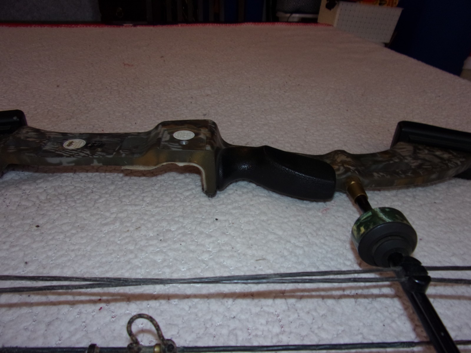 PSE Archery F-4 Maxis Compound Bow