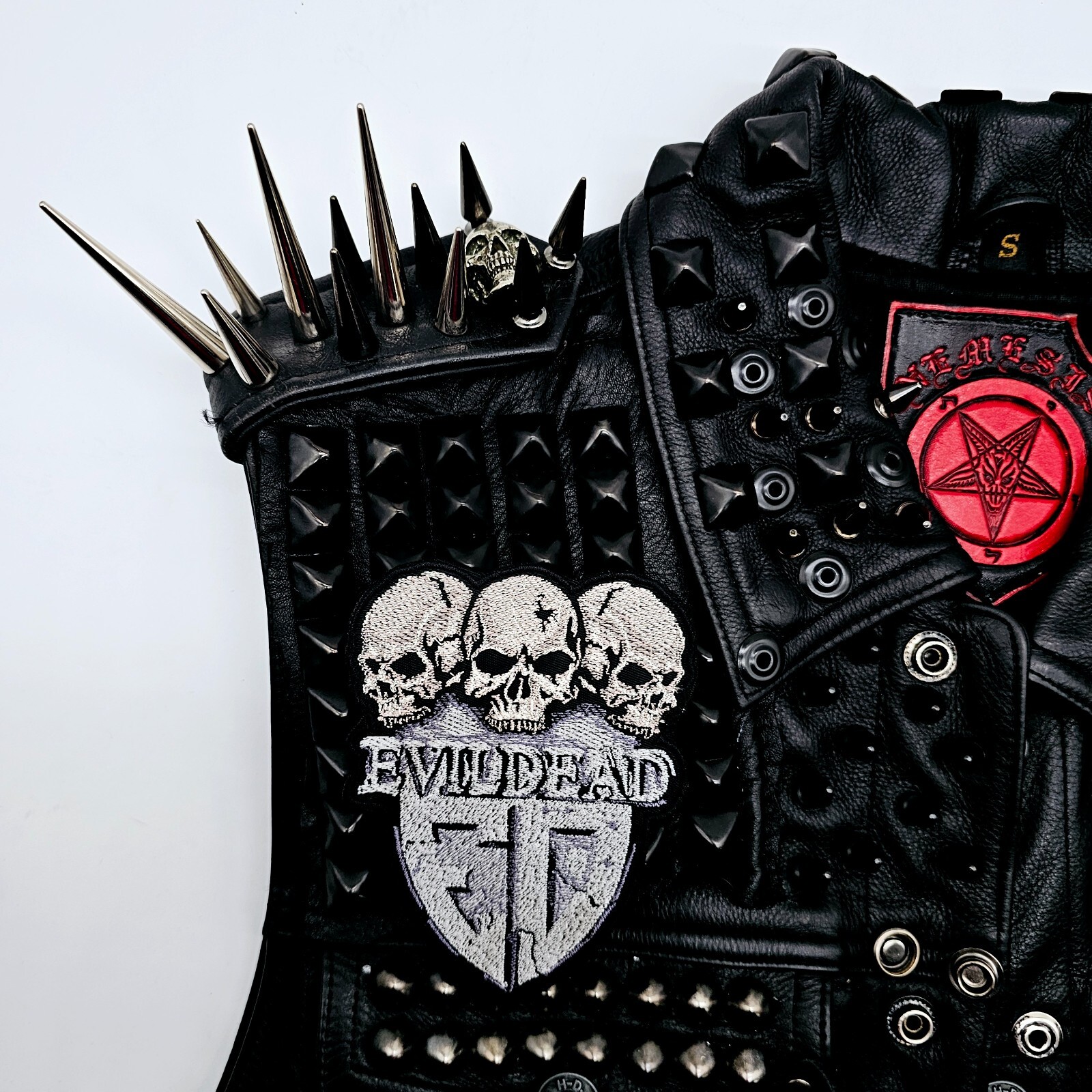 EVIL DEAD SKULL LOGO EMBROIDERED PATCH