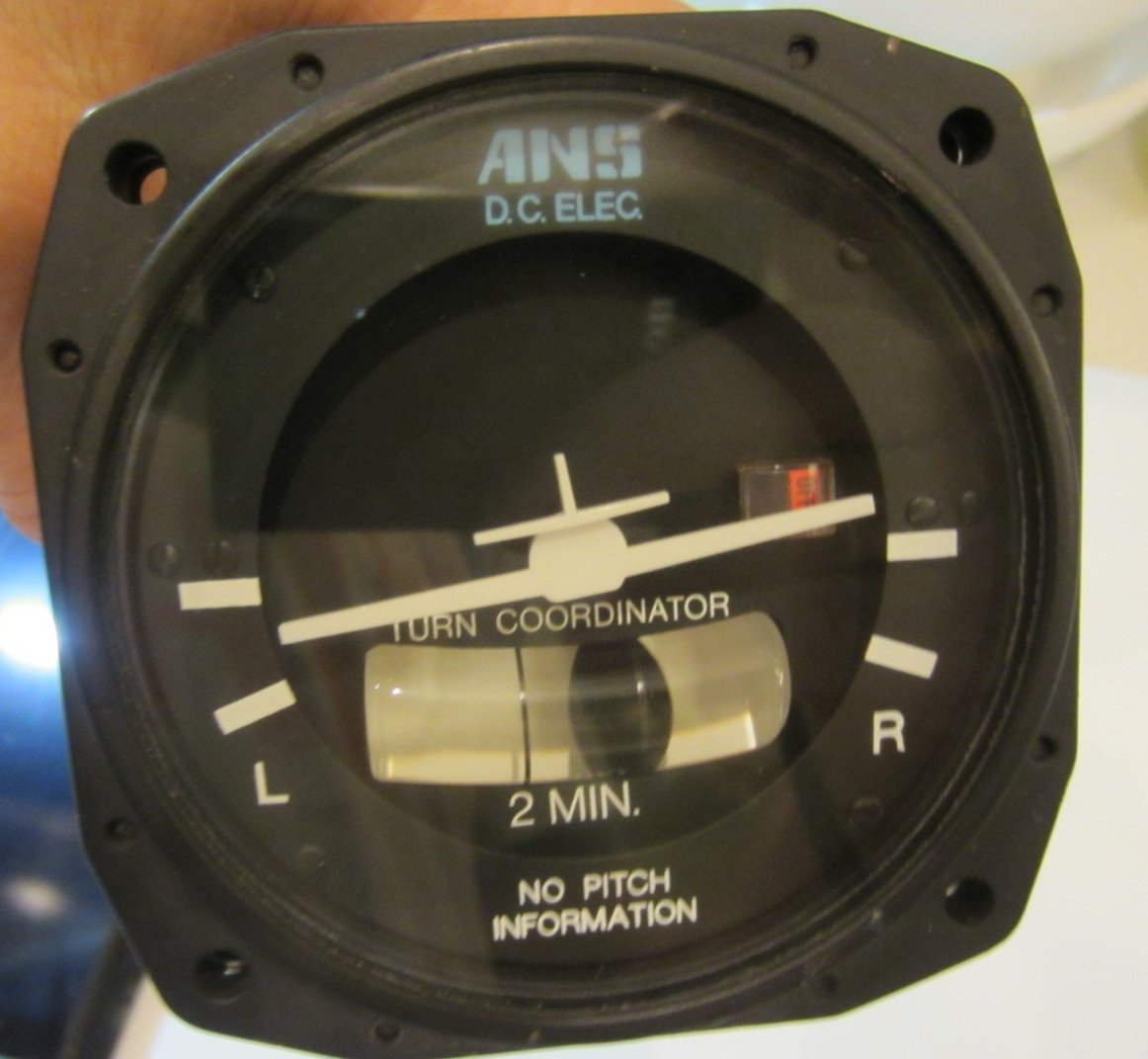 TURN COORDINATOR ANS-50 AEROSONIC NAVIGATION SYSTEMS DENTED AS PICTURED