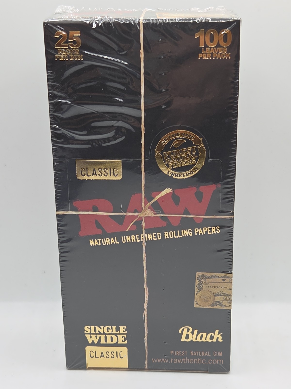 RAW BLACK Single Wide Classic Rolling Papers 25 Packs