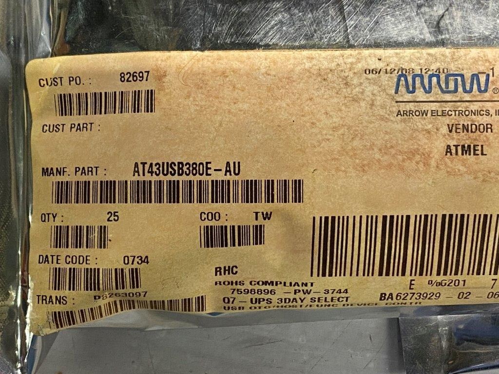 Atmel AT43USB380E-AU Microcontroller Lot of 42 Micro Chips NEW