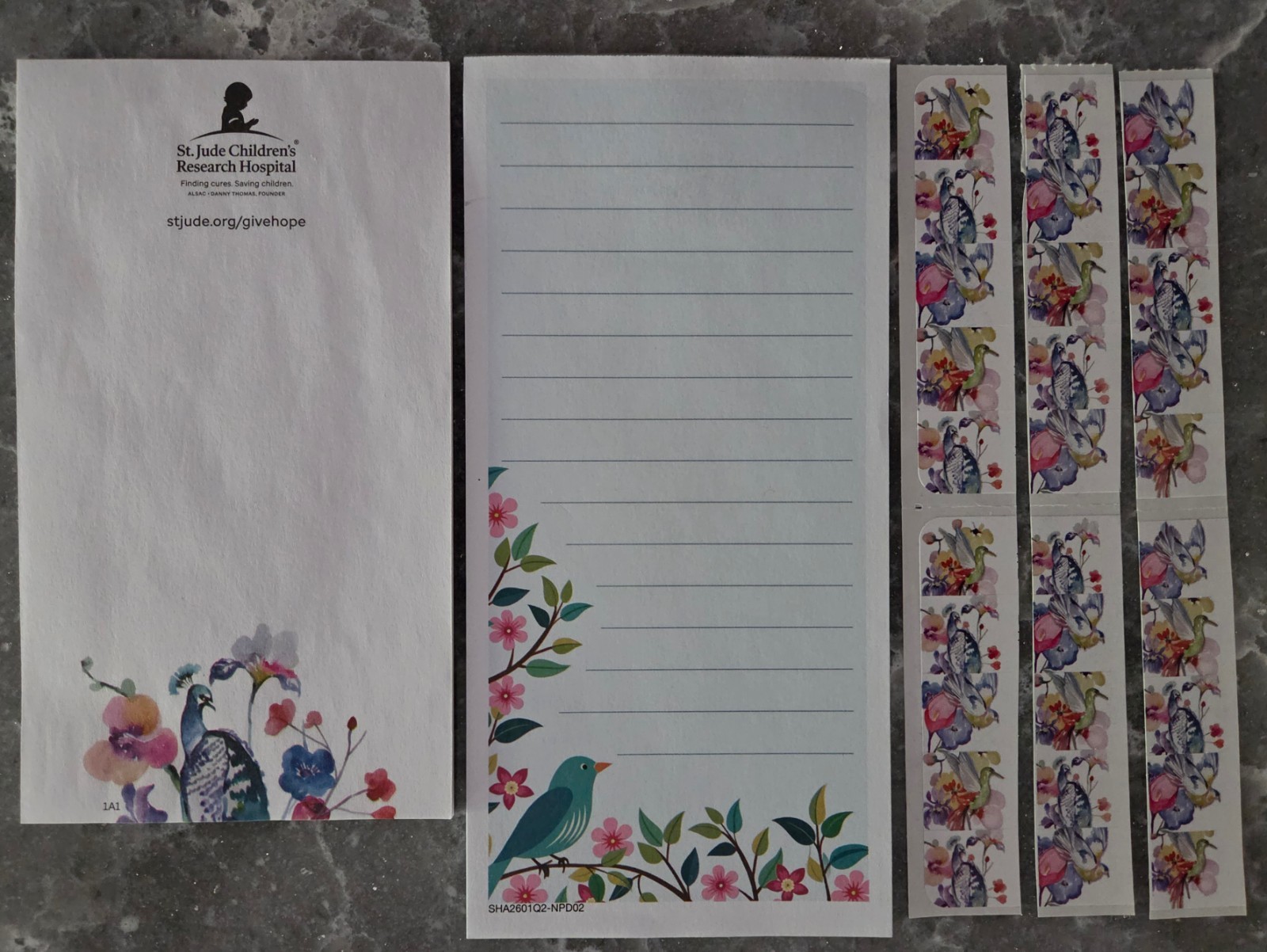 Lot of 2 Bird Themed Notepads w/Stickers 7" X 3 1/2" & 6" X 3 1/2"