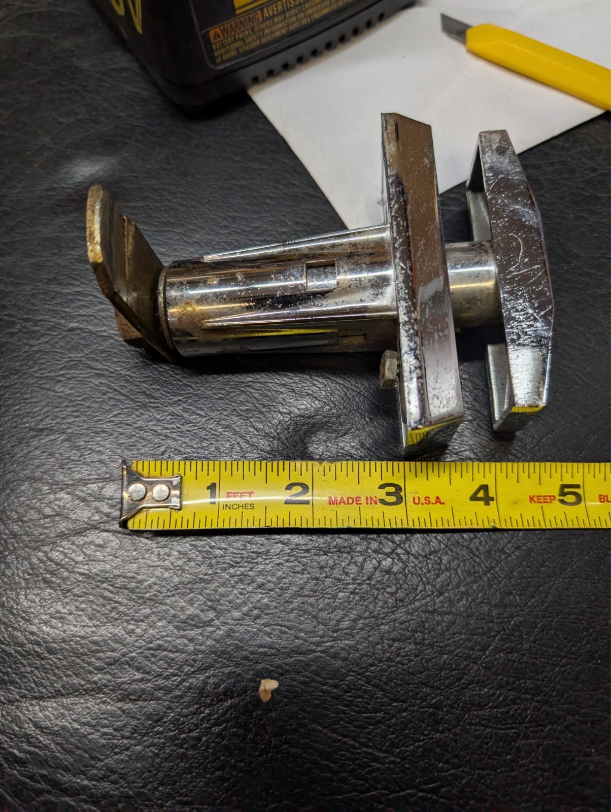 Vending Machine T-handle Assembly 7/16" Threaded Shaft Quarter-Turn