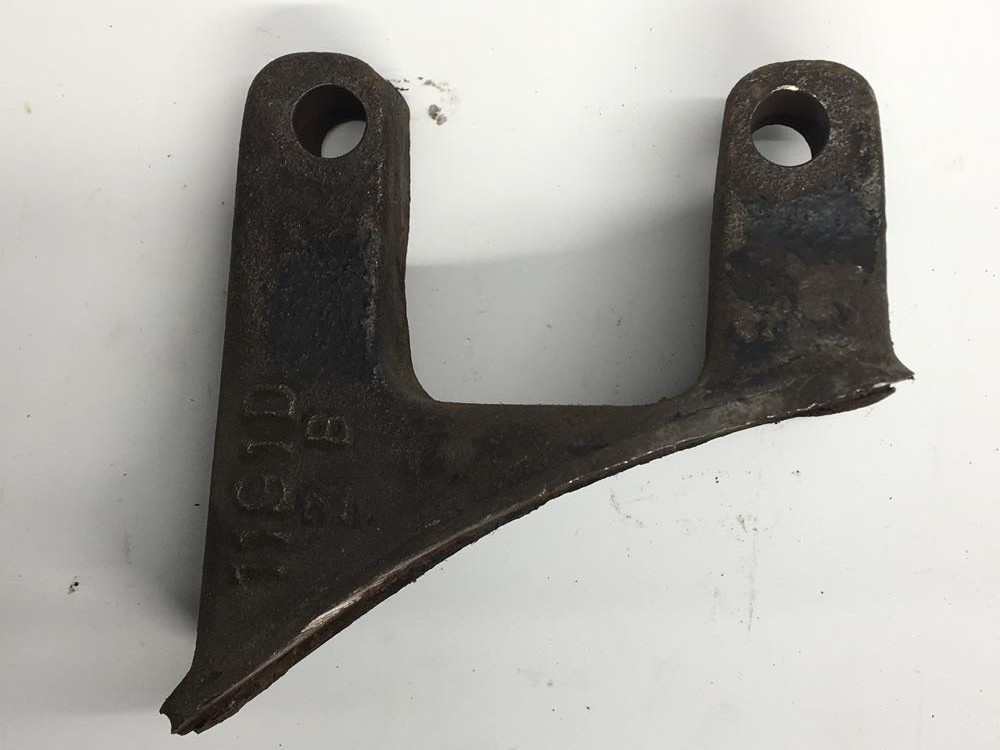Torque Rod Bracket 3150-U-1191 for Meritor Various (338-10085)