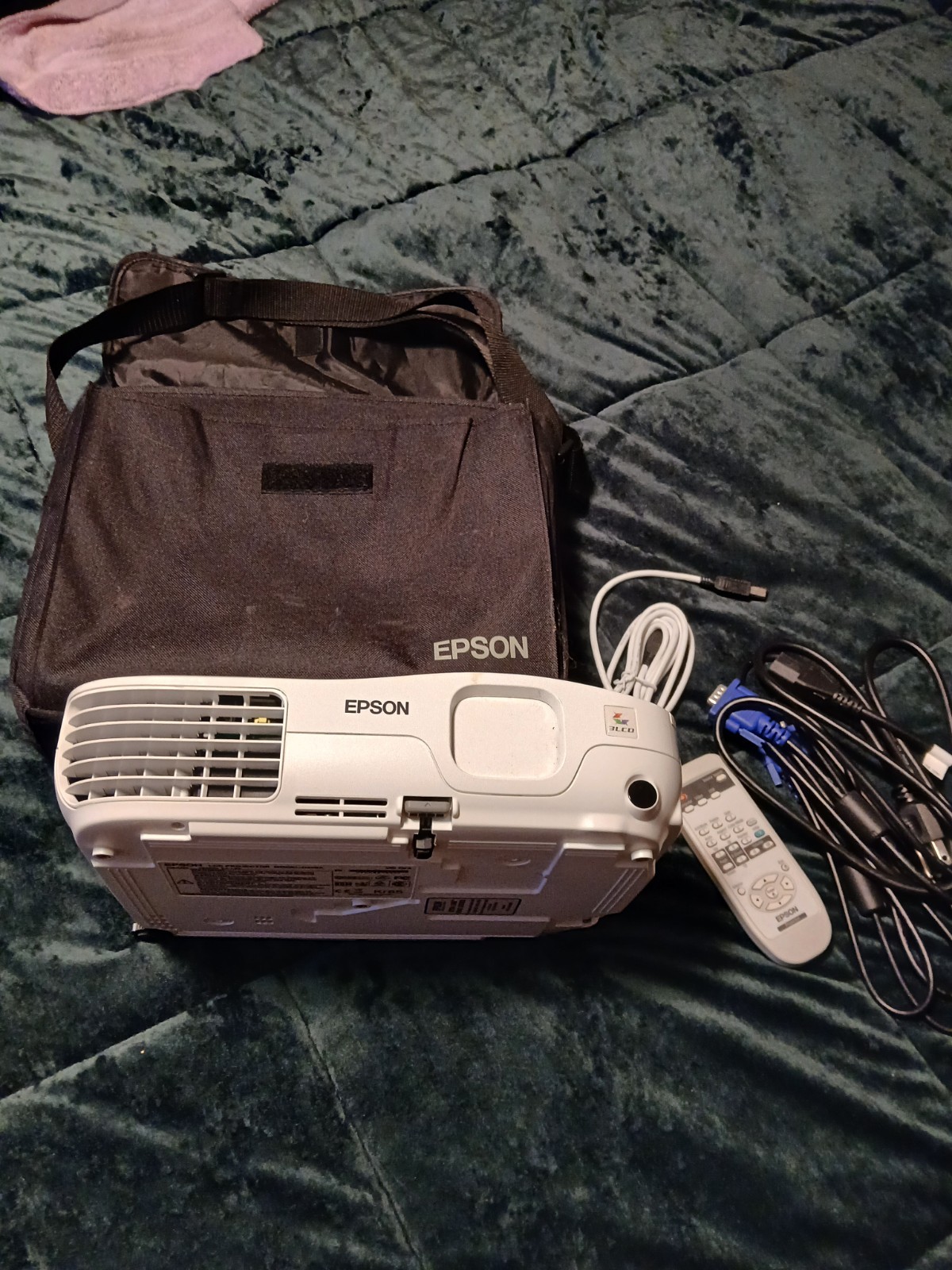 Epson EX31 LCD Projector