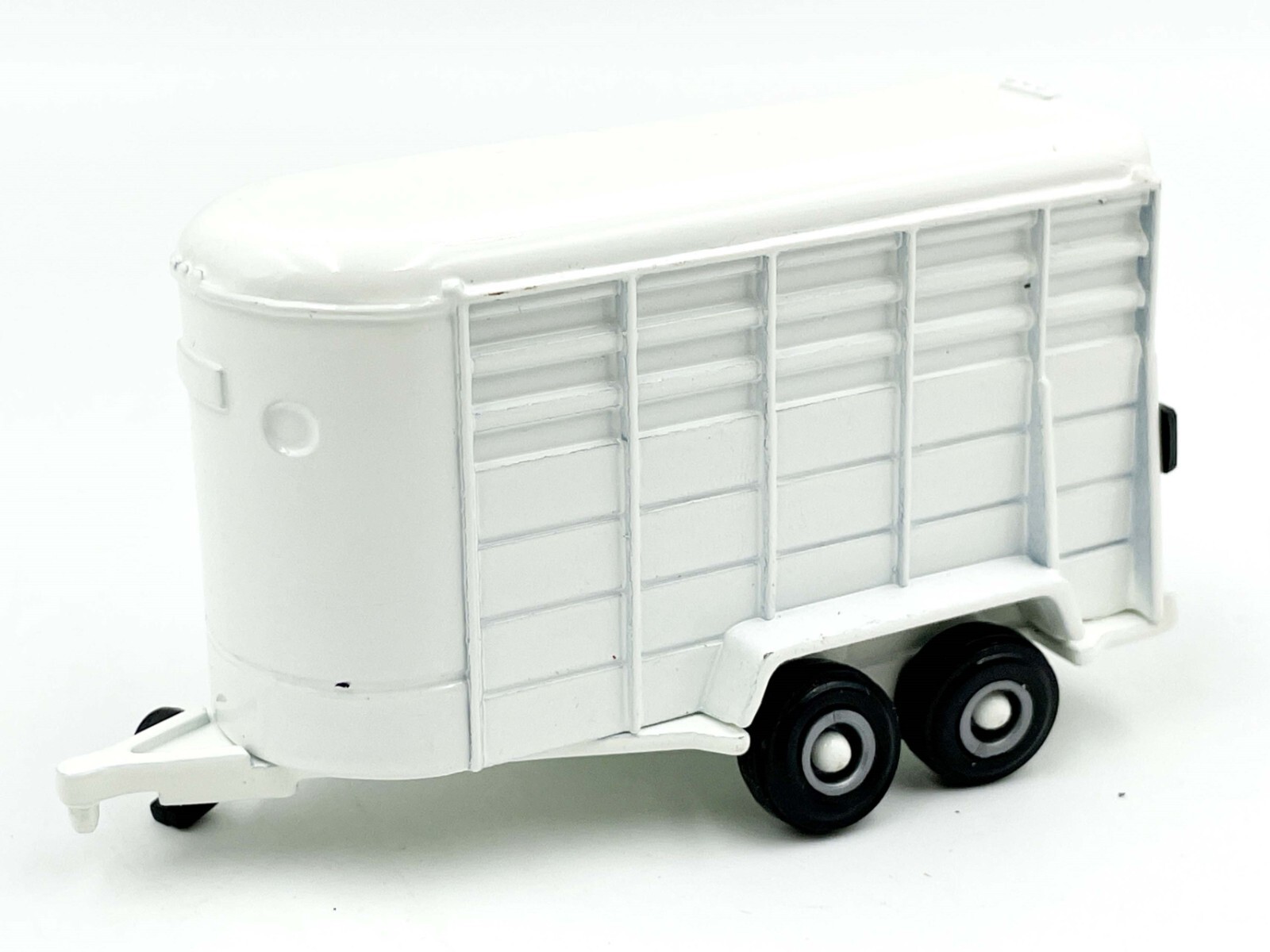 1/64 White Cattle Trailer