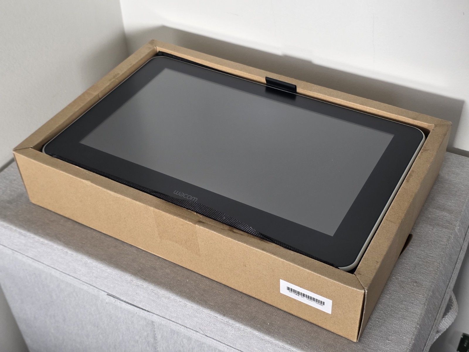Wacom One 13.3" Drawing Tablet Complete in Box w/Pen, Cables (DTH133)
