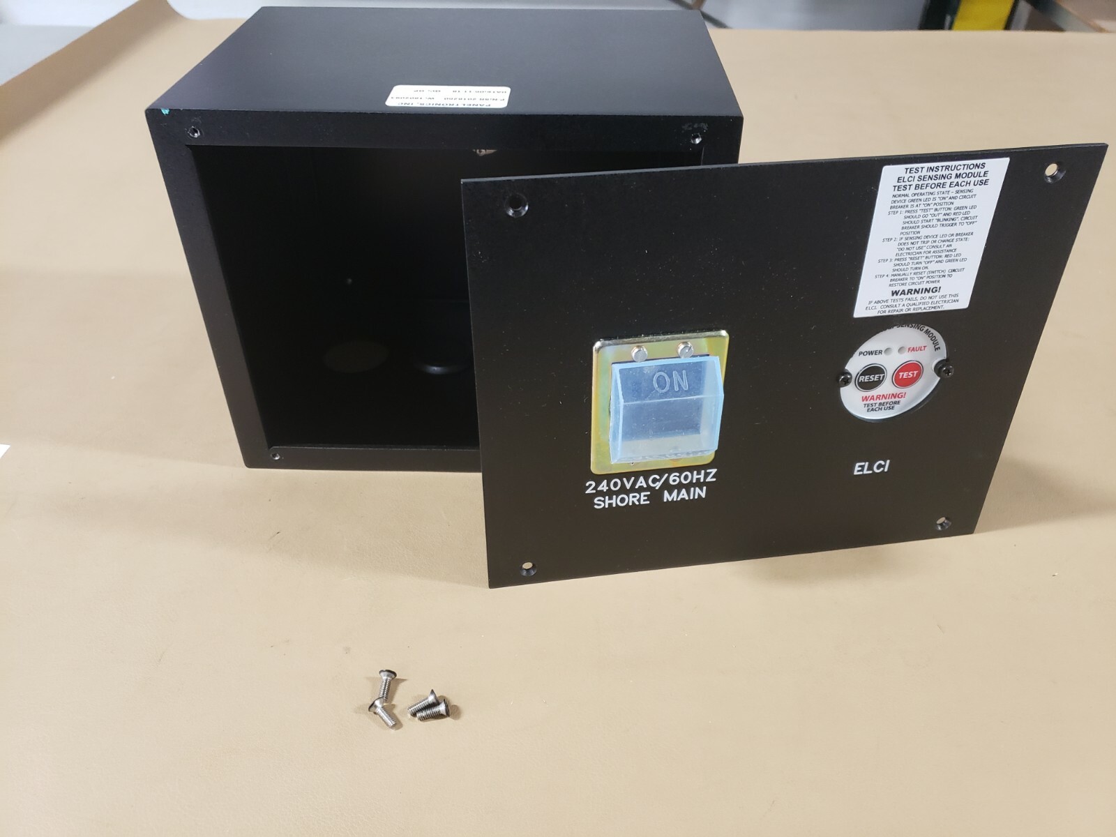 PANELTRONICS 240VAC - 60HZ SHORE POWER BREAKER/ELECTRICAL PANEL
