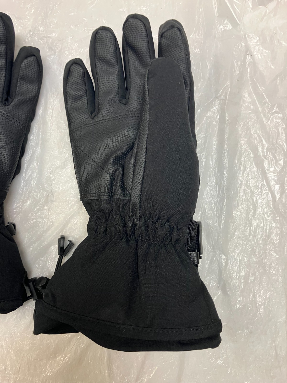 Mens Black Gloves 3M Thinsulate Lined Medium NEW