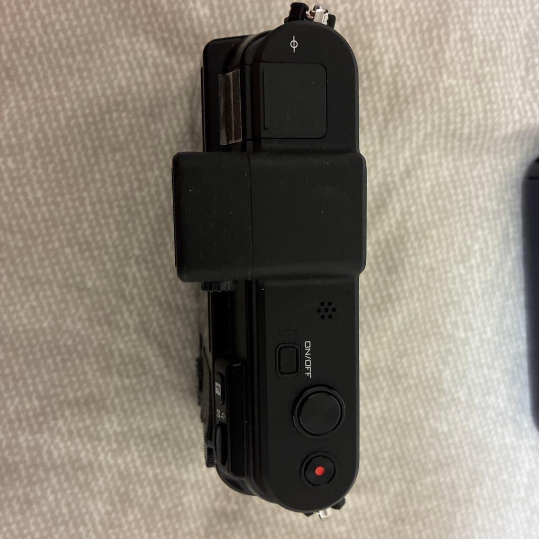Price Nikon1 V1 Mirrorless Double