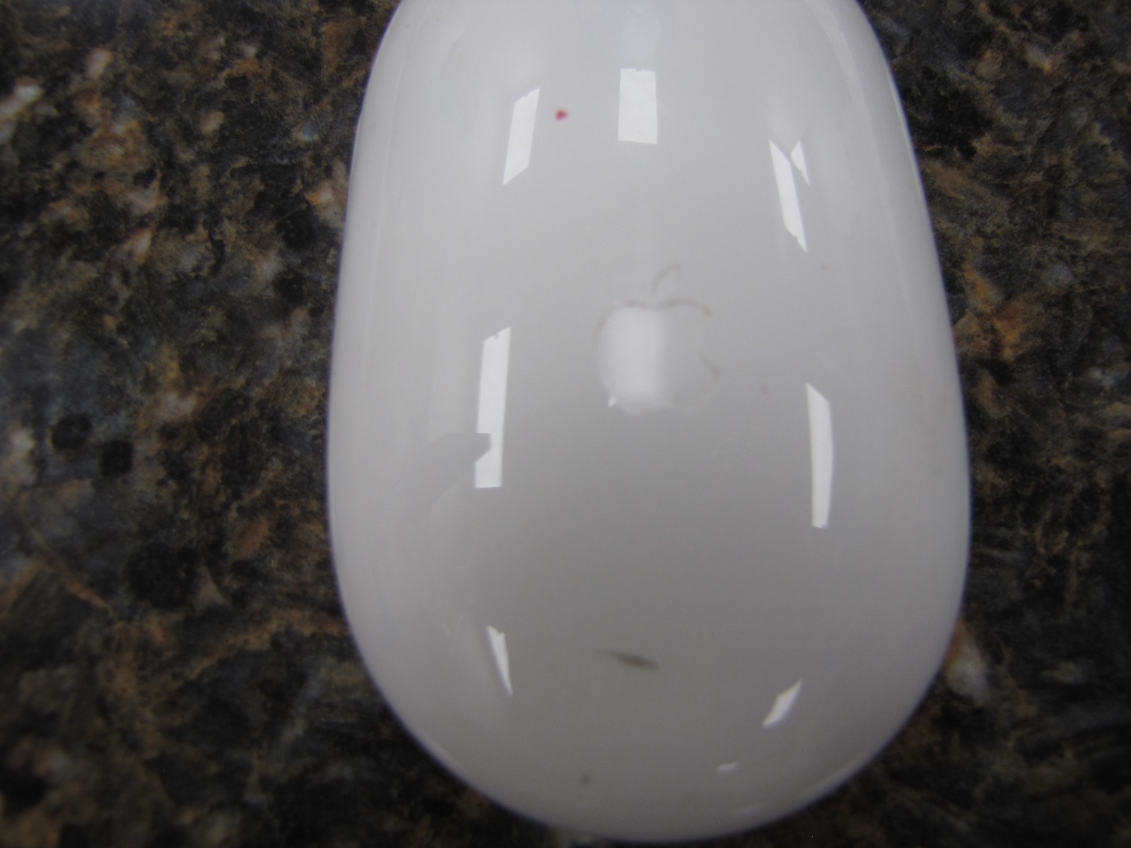 Vintage Apple A1016 Wireless Keyboard & Apple A1197 Mouse - White