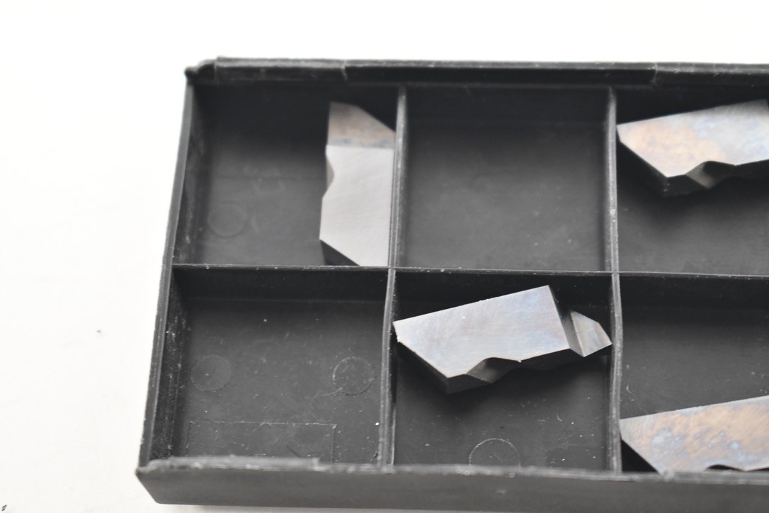 Pack of 6 NEW Horizon HTN WF072006 02 Carbide Grooving Inserts