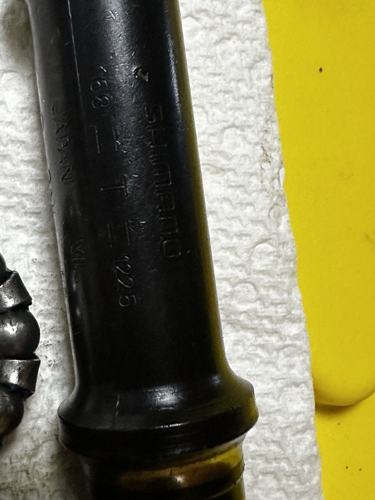 Shimano Japan 68mm Square Taper Bottom Bracket. 122.5 Spindle.