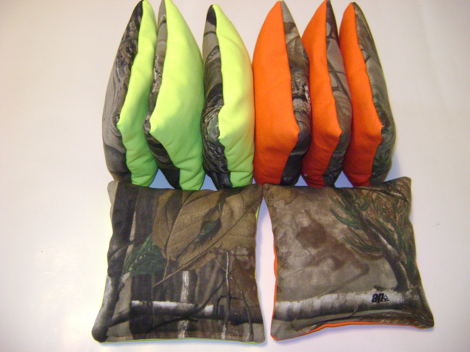 REALTREE CAMO ORANGE NEON CORNHOLE BEAN BAGS 8 ALL WEATHER WASHABLE WATERPROOF