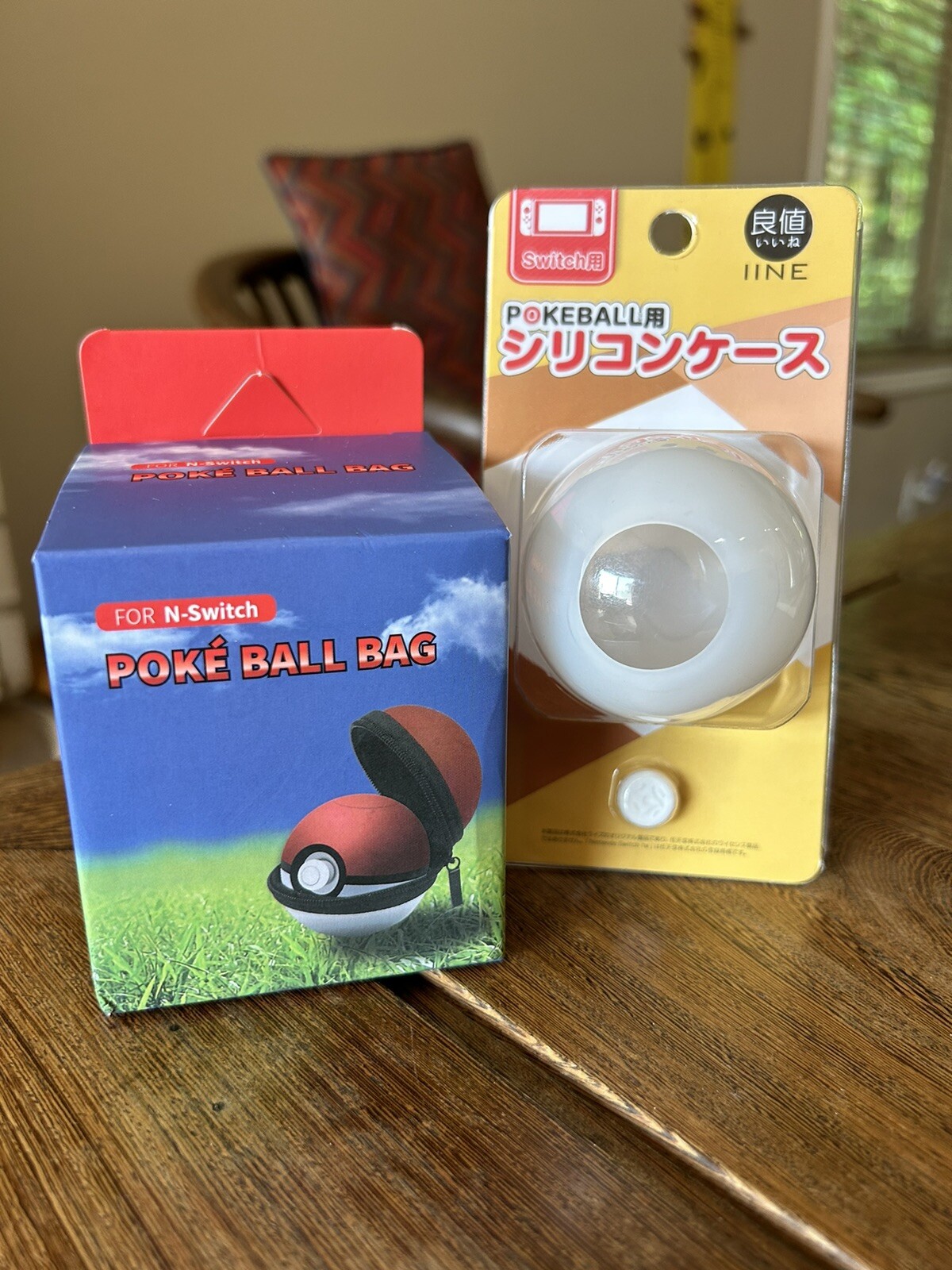 PokeBall Bag For N-Switch and PokeBall White Shell/Skin Pokemon GO NEW